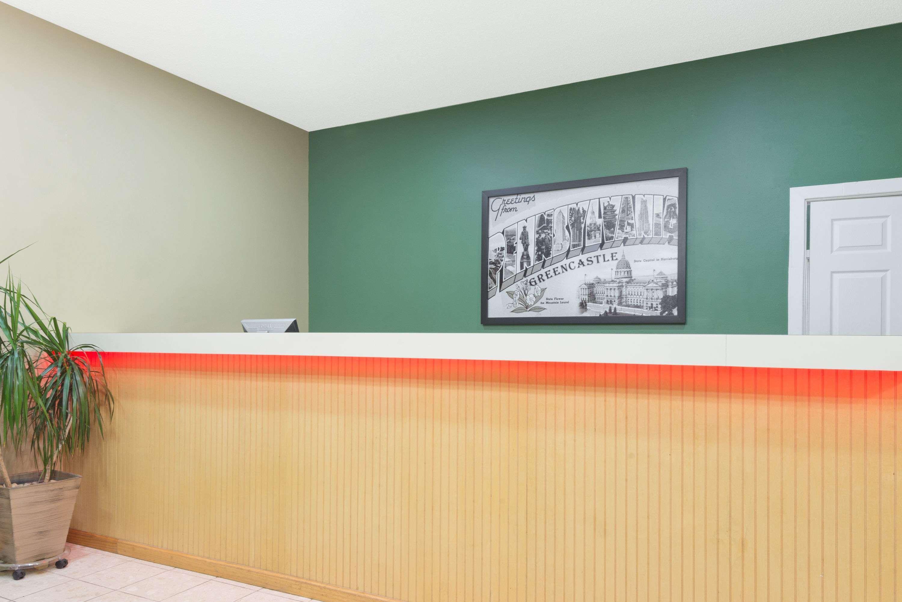 Super 8 By Wyndham Greencastle Buitenkant foto